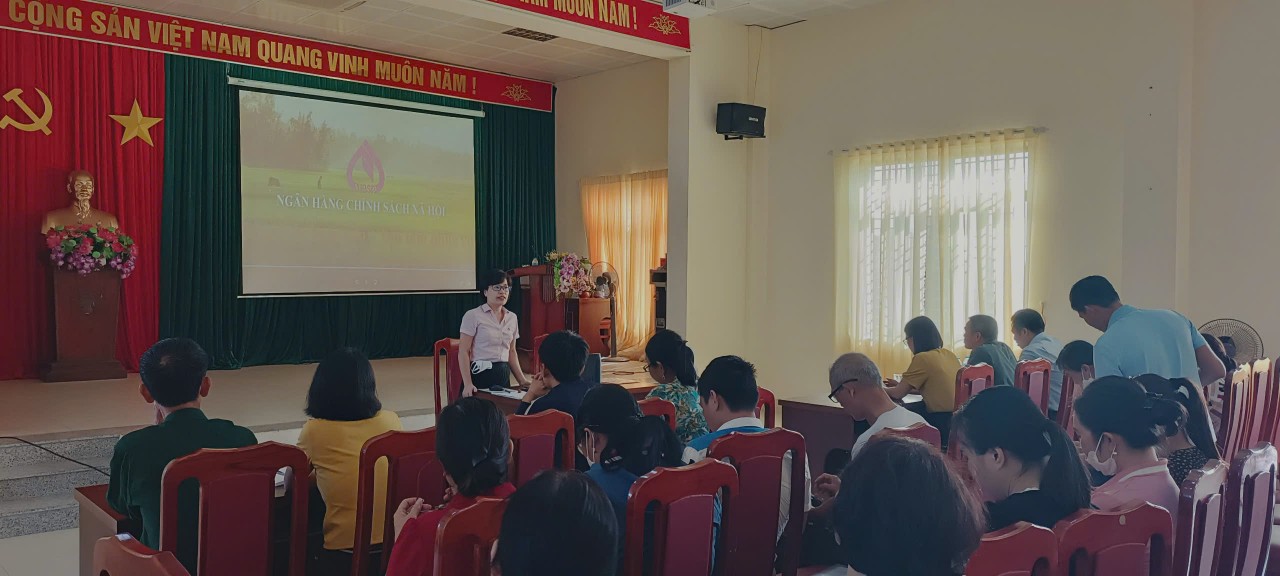 HƯỞNG ỨNG NGÀY PHÁP LUẬT NƯỚC CHXHCNVN